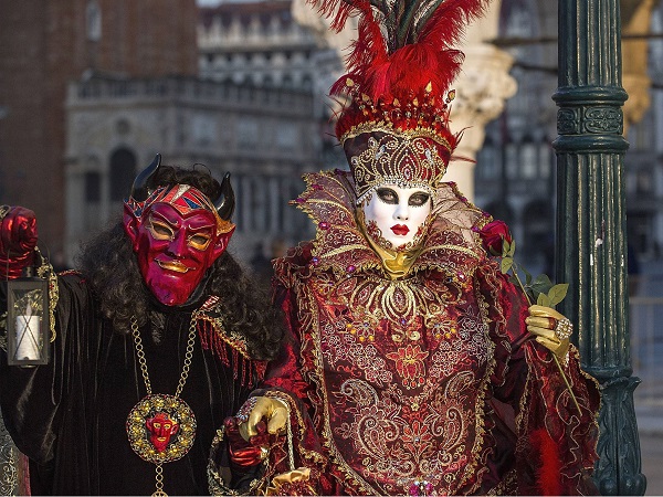 Мы готовим «Венецианский карнавал» 